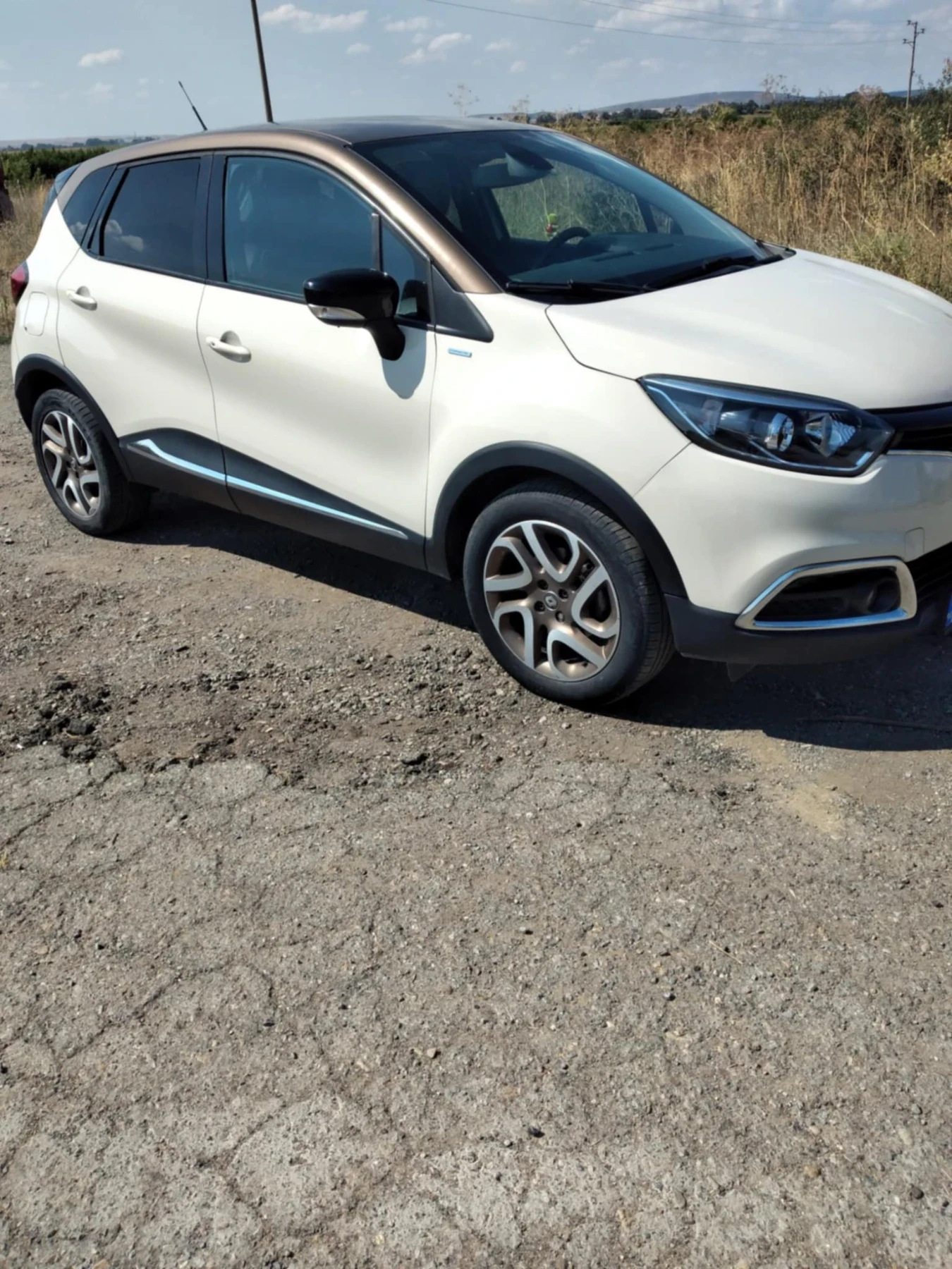 Renault Captur 1.5DCI, снимка 3 - Автомобили и джипове - 55545525