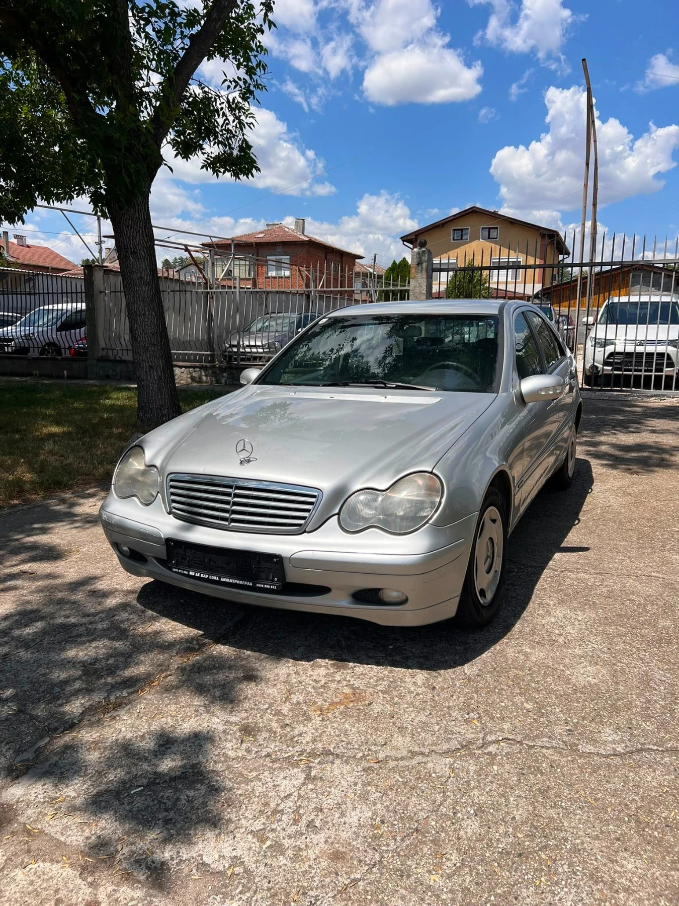 Mercedes-Benz C 220