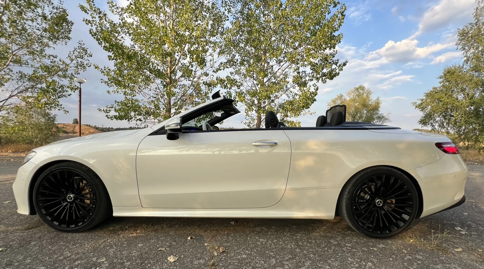 Mercedes-Benz E 220 Cabrio, снимка 4 - Автомобили и джипове - 55768357
