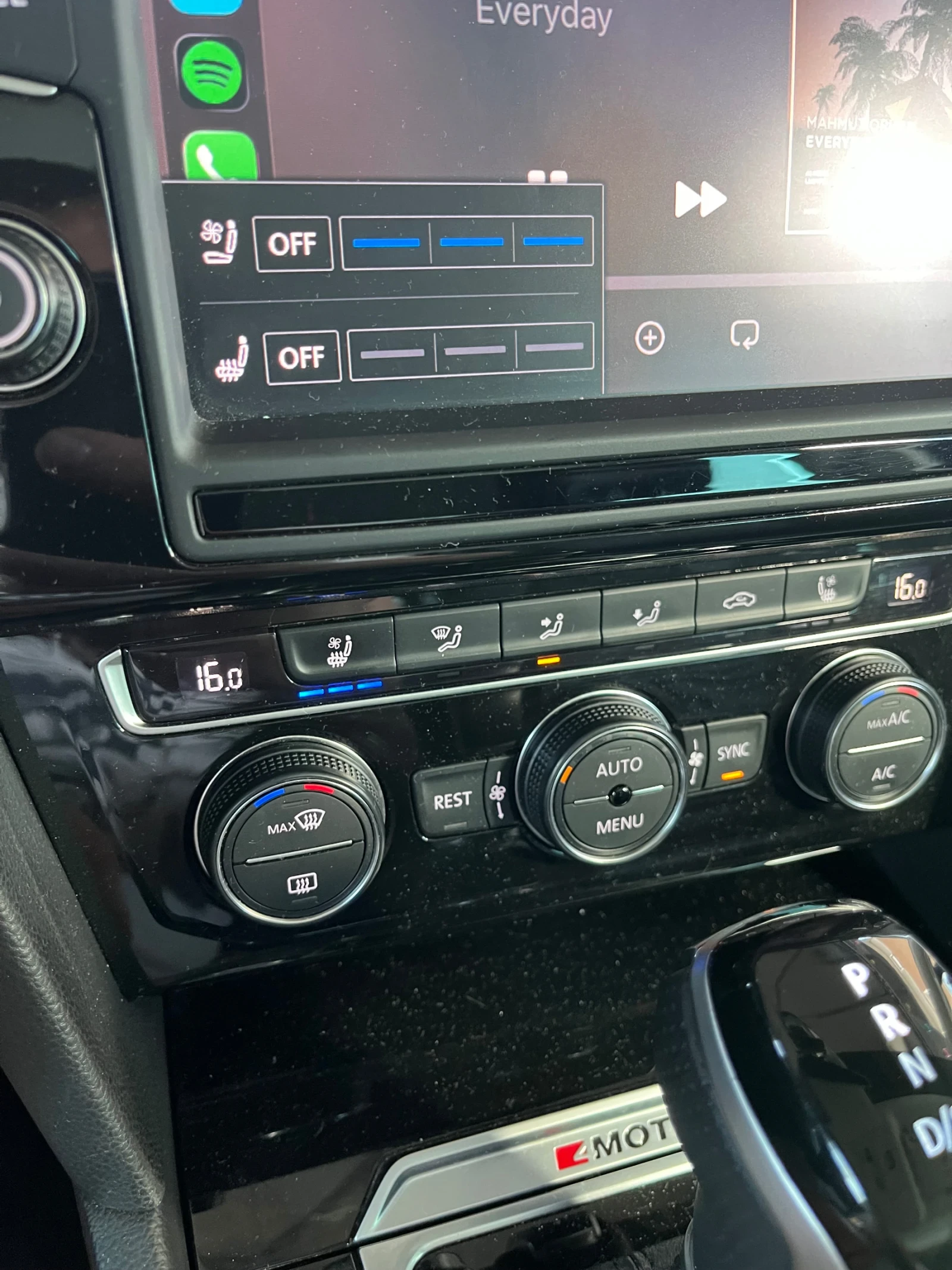 VW Passat, снимка 10 - Автомобили и джипове - 56109540