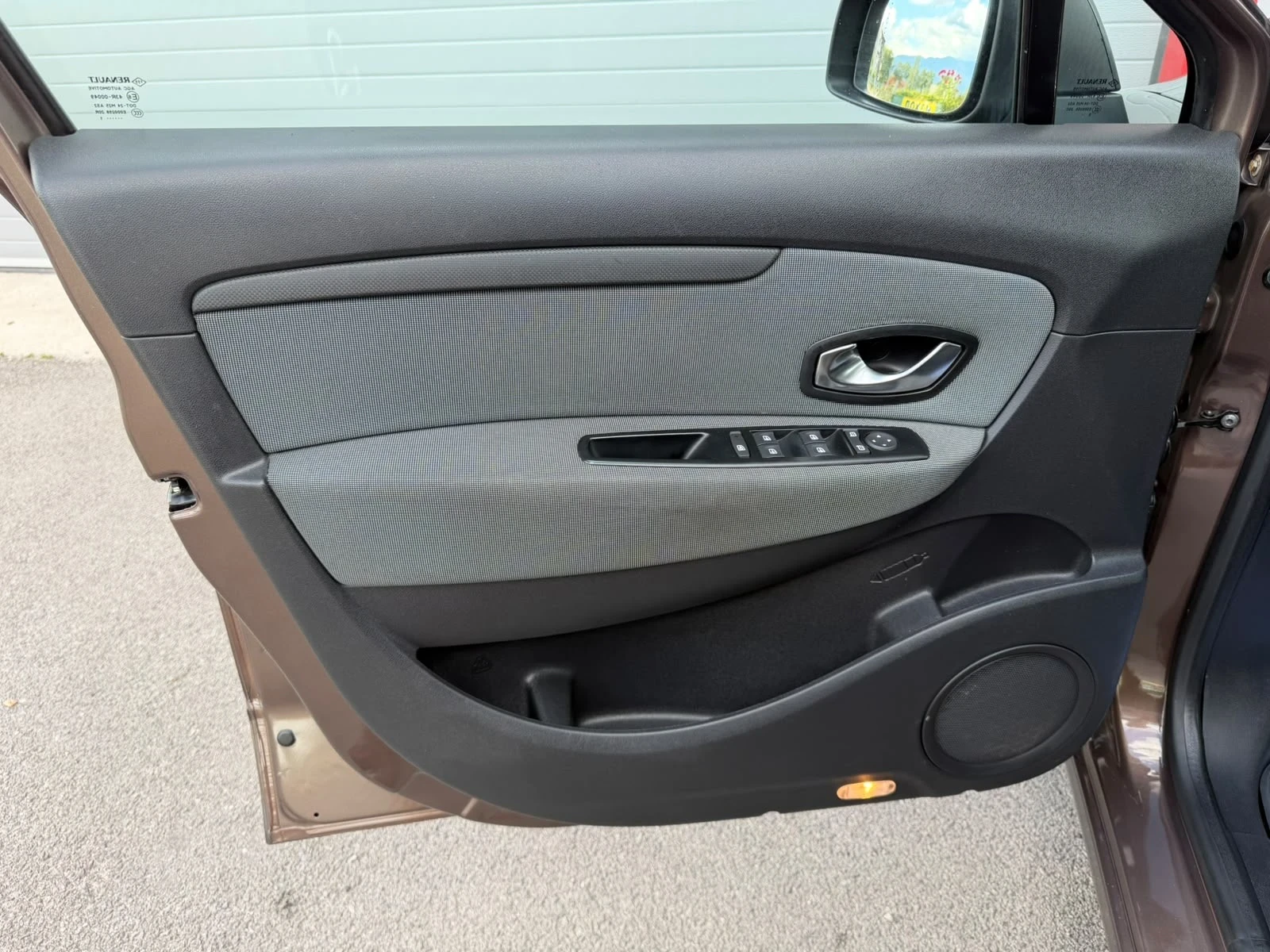 Renault Scenic 1.4I NAVI KEY LESS START STOP 6-SPEED ЛИЗИНГ!!!, снимка 12 - Автомобили и джипове - 56074433