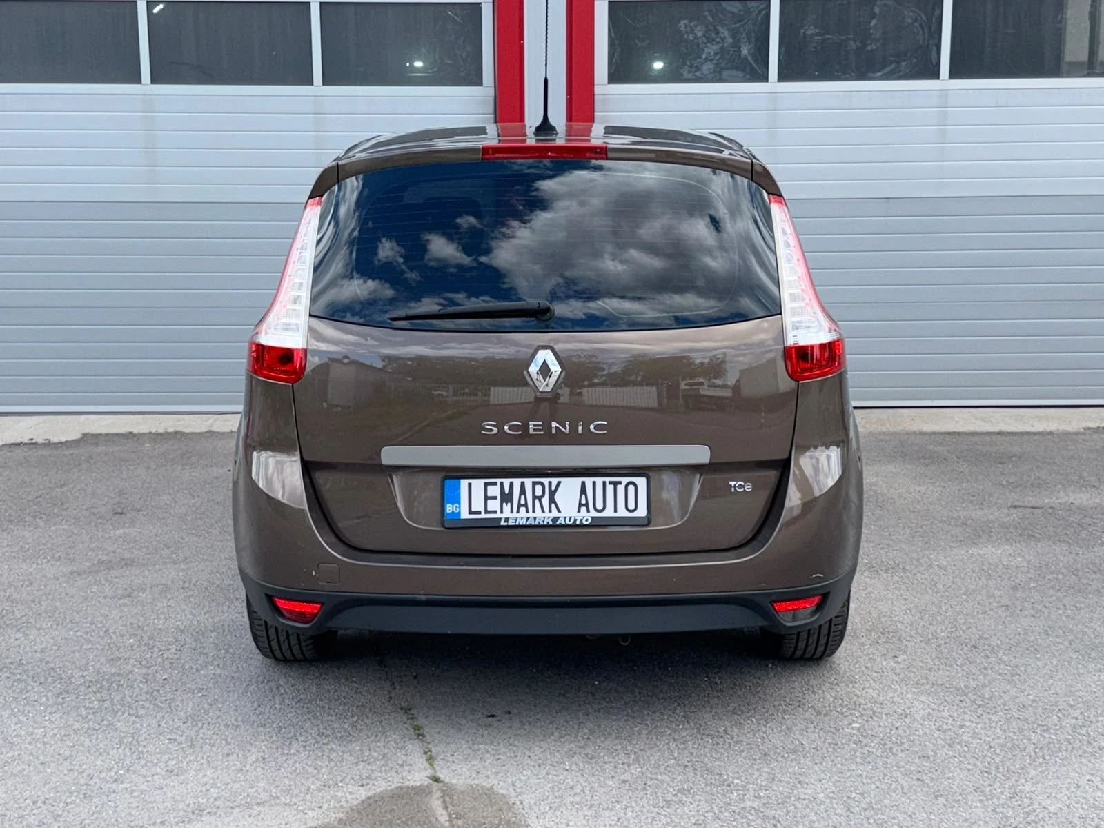 Renault Scenic 1.4I NAVI KEY LESS START STOP 6-SPEED ЛИЗИНГ!!!, снимка 10 - Автомобили и джипове - 56074433