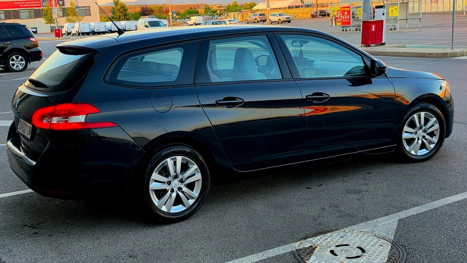 Peugeot 308 1.2 ТОП ЦЕНА , снимка 6 - Автомобили и джипове - 56082499