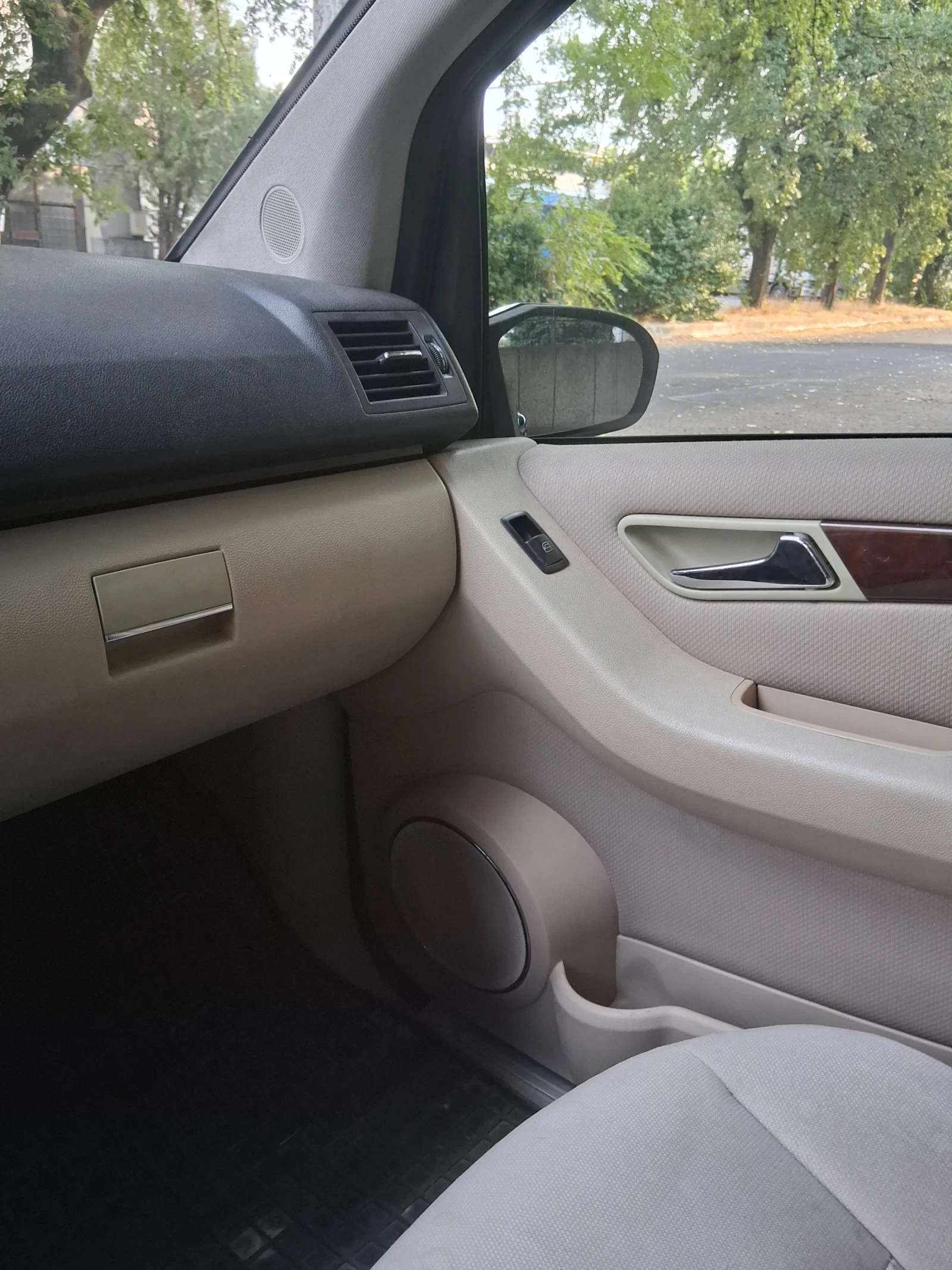 Mercedes-Benz A 200, снимка 12 - Автомобили и джипове - 56106275