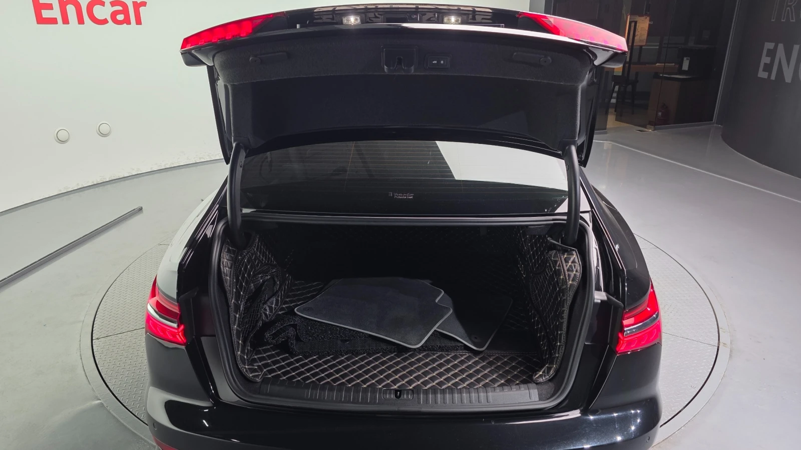 Audi A6, снимка 16 - Автомобили и джипове - 56129721