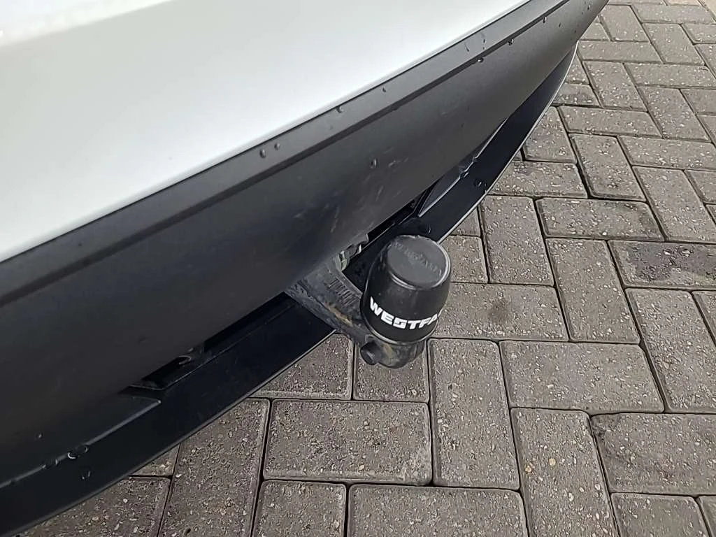 Tesla Model Y SR LFP, снимка 7 - Автомобили и джипове - 56199920