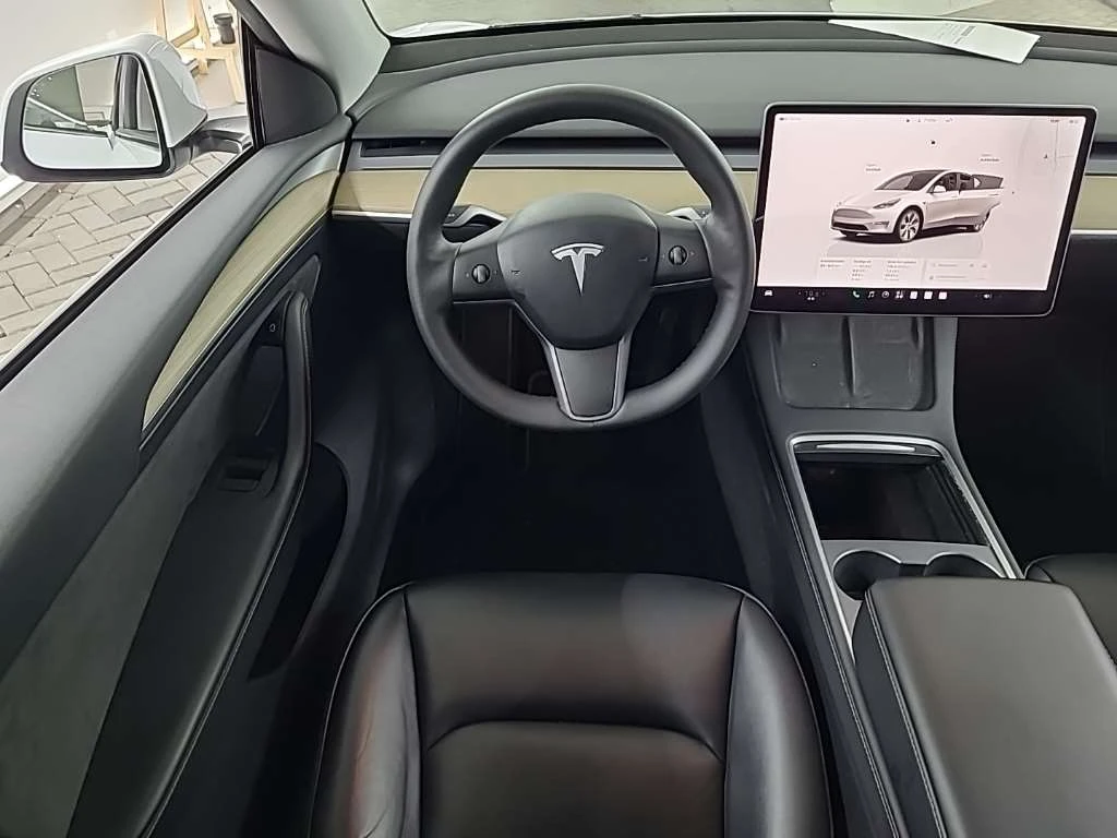 Tesla Model Y SR LFP, снимка 9 - Автомобили и джипове - 56199920
