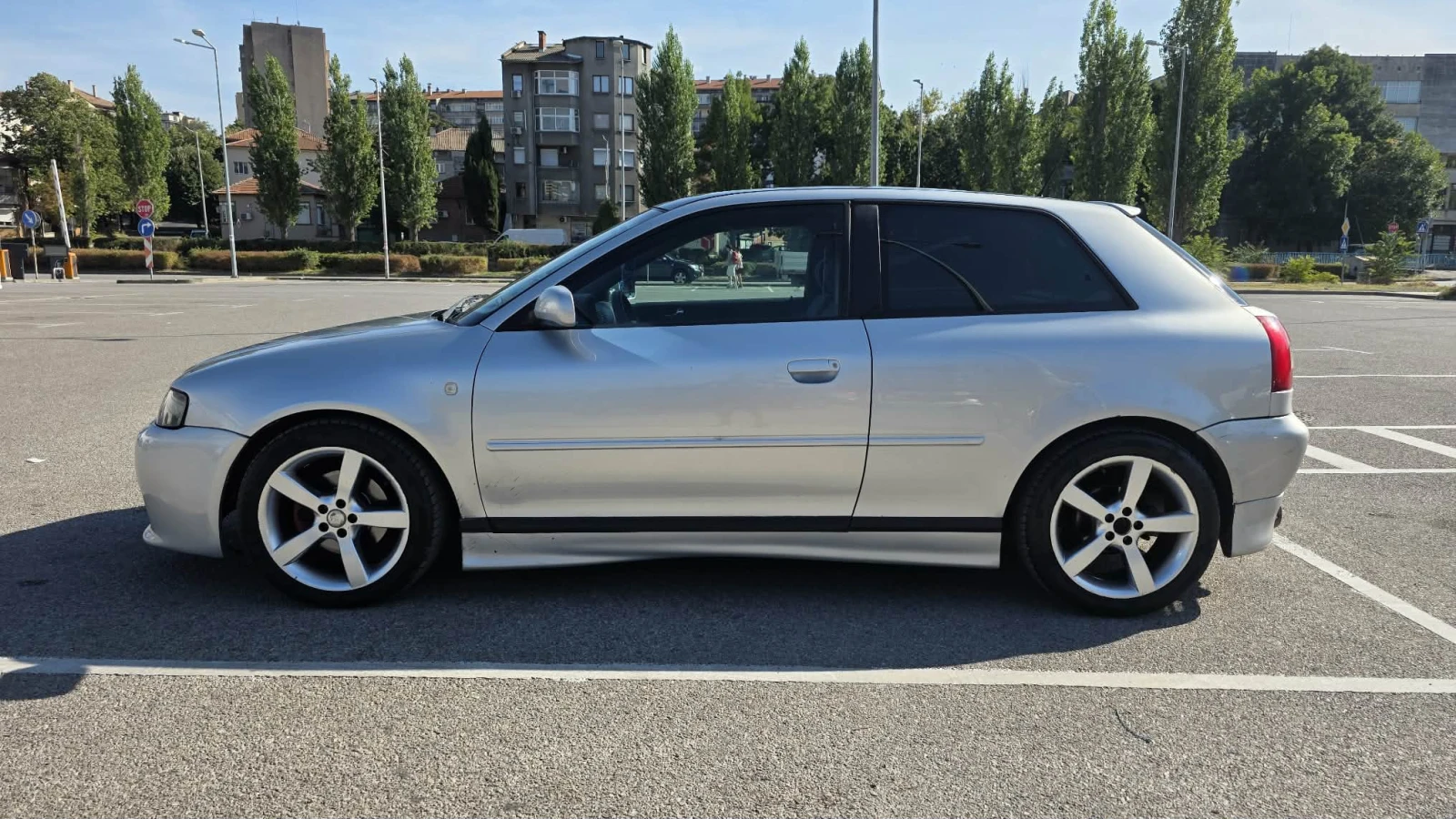 Audi A3 1.8T, снимка 3 - Автомобили и джипове - 56208426
