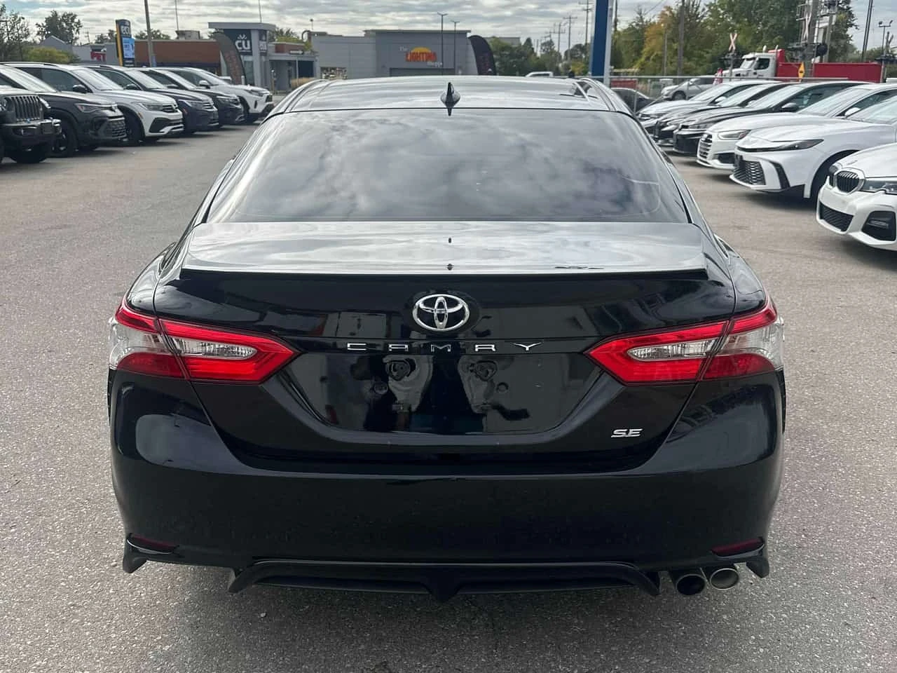 Toyota Camry * Auto * CARFAX * DISTRONIC* , снимка 4 - Автомобили и джипове - 56325616