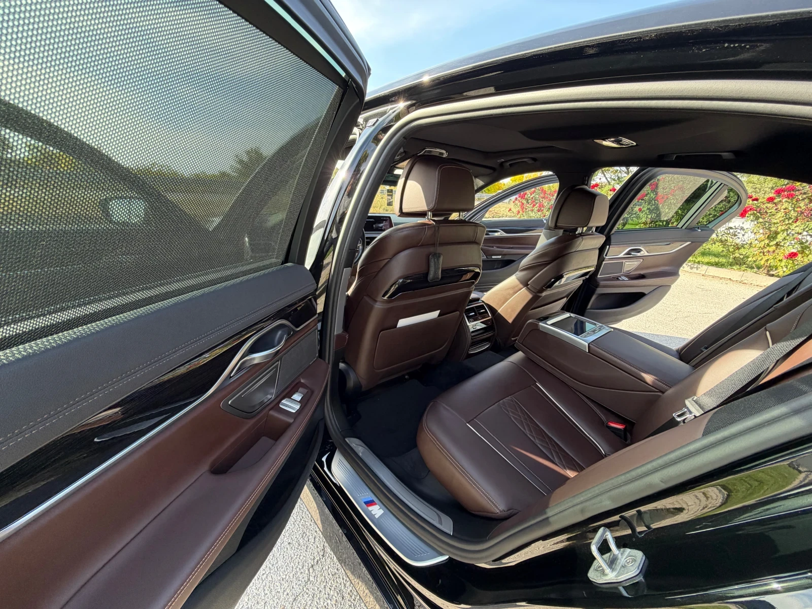 BMW 740 72640 KM| M Sport| Laserlight| RemoteParking| 360  | Mobile.bg � ����������� 13