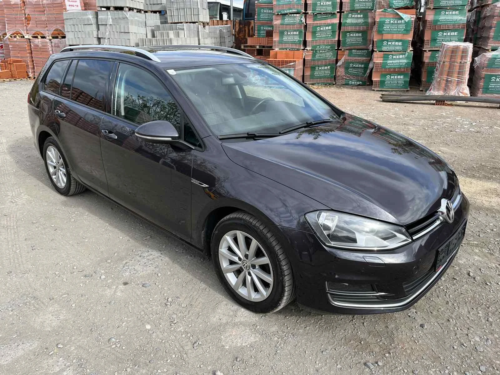 VW Golf Variant 1.6 Tdi Lounge, снимка 4 - Автомобили и джипове - 56722761