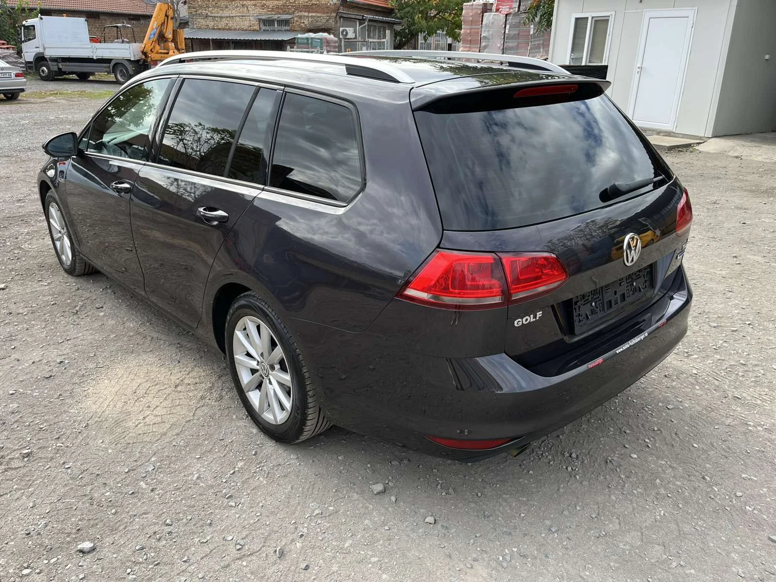 VW Golf Variant 1.6 Tdi Lounge, снимка 12 - Автомобили и джипове - 56722761