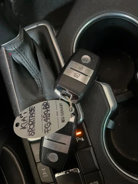Kia Sportage 2.0CRDI* 4WD* GT Line, снимка 8