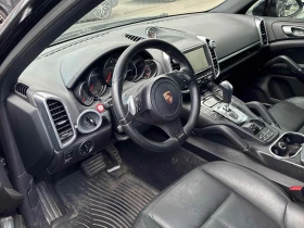 Porsche Cayenne * AWD 4dr * CARFAX * ОПЦИЯ ЗА ФИНАНСИРАНЕ, снимка 16