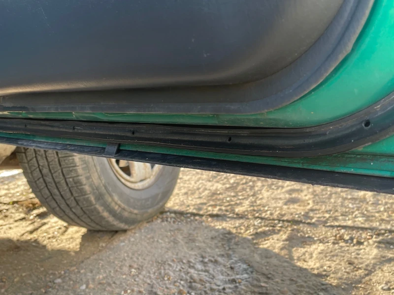 Toyota Rav4 * 4x4 * Климатик * Ел.Пакет * 159000км!, снимка 17 - Автомобили и джипове - 52850133