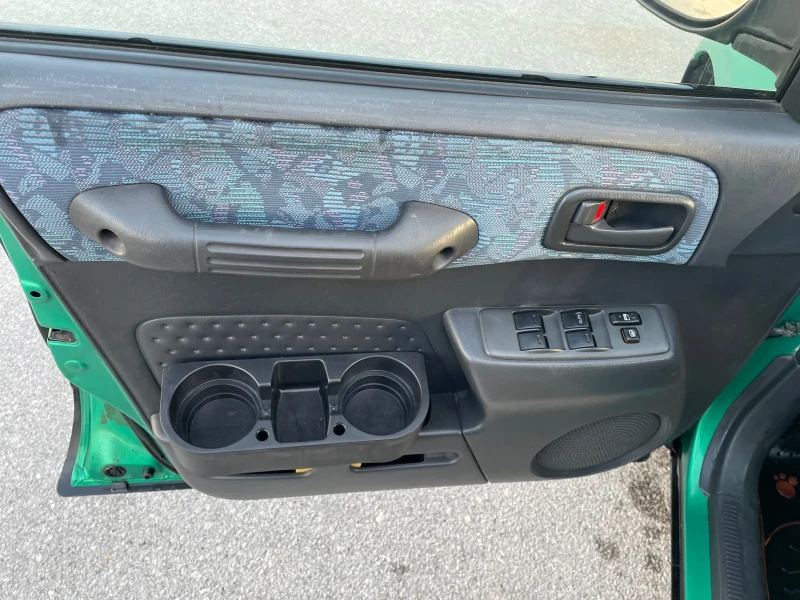 Toyota Rav4 * 4x4 * Климатик * Ел.Пакет * 159000км!, снимка 14 - Автомобили и джипове - 52850133