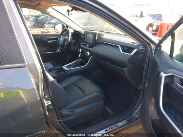 Toyota Rav4 HYBRID XLE PREMIUM, снимка 10 - Автомобили и джипове - 48416291