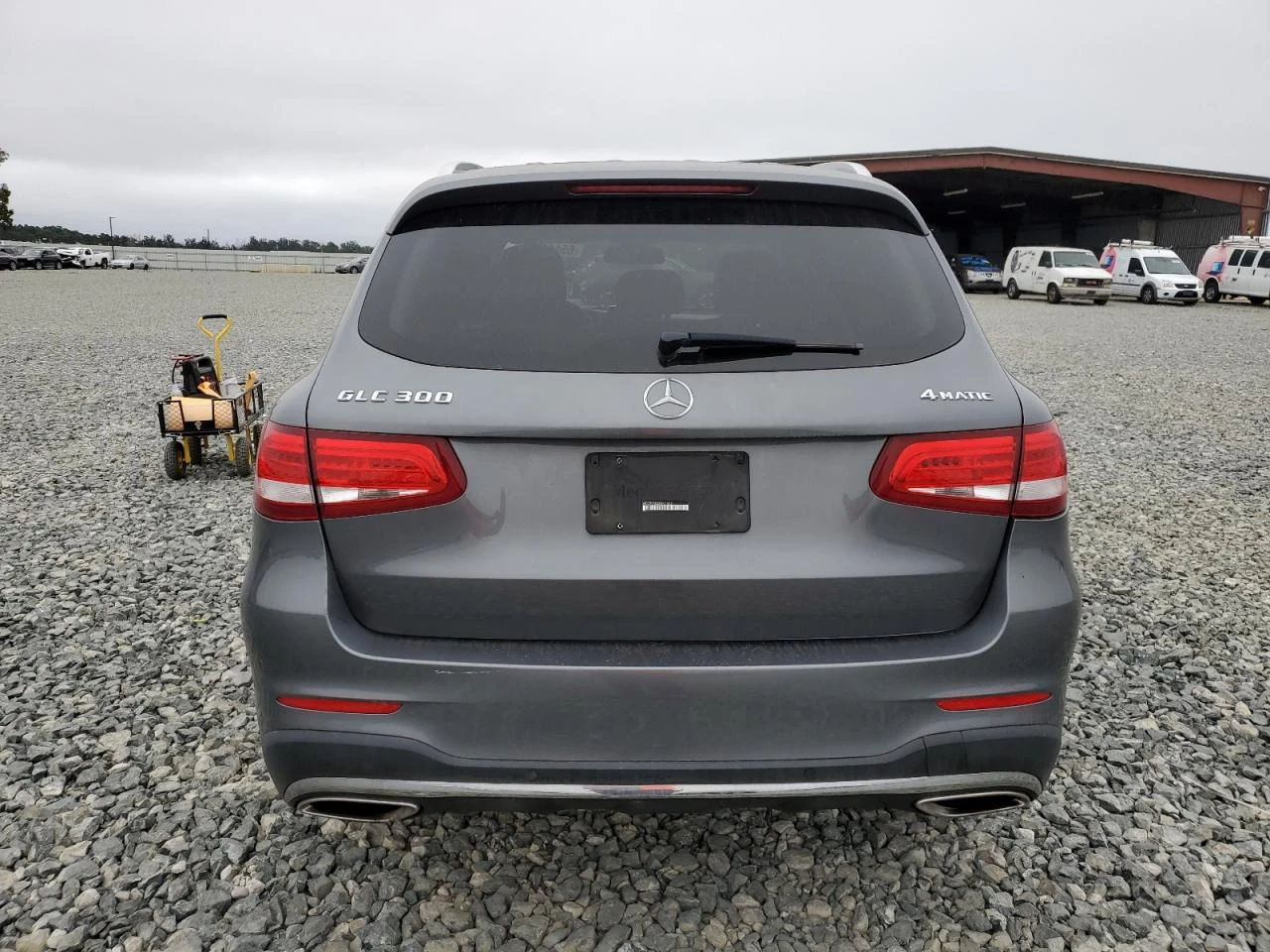 Mercedes-Benz GLC 300 4MATIC - изображение 2