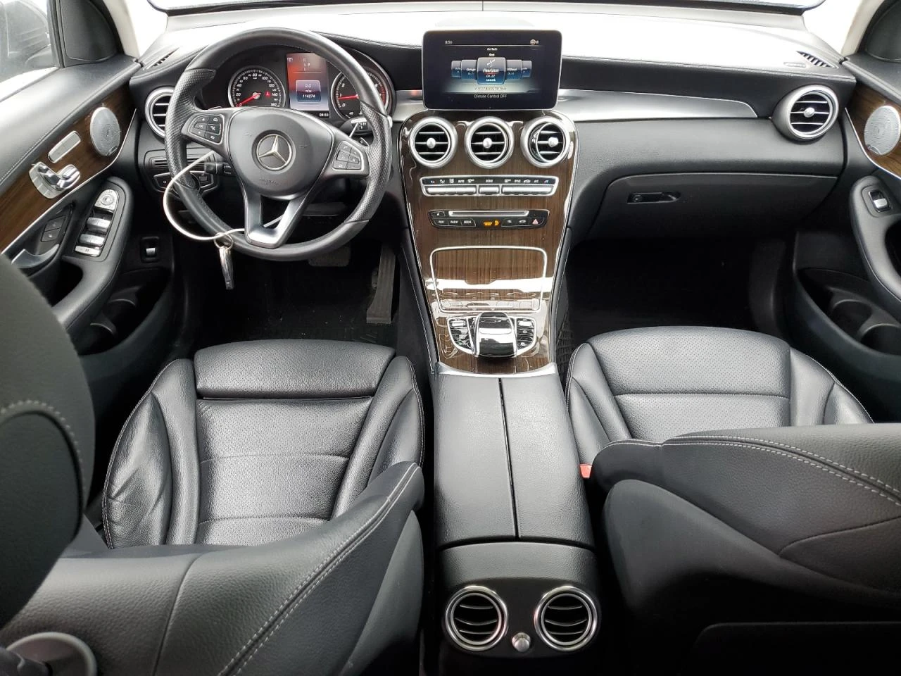 Mercedes-Benz GLC 300 4MATIC - изображение 8