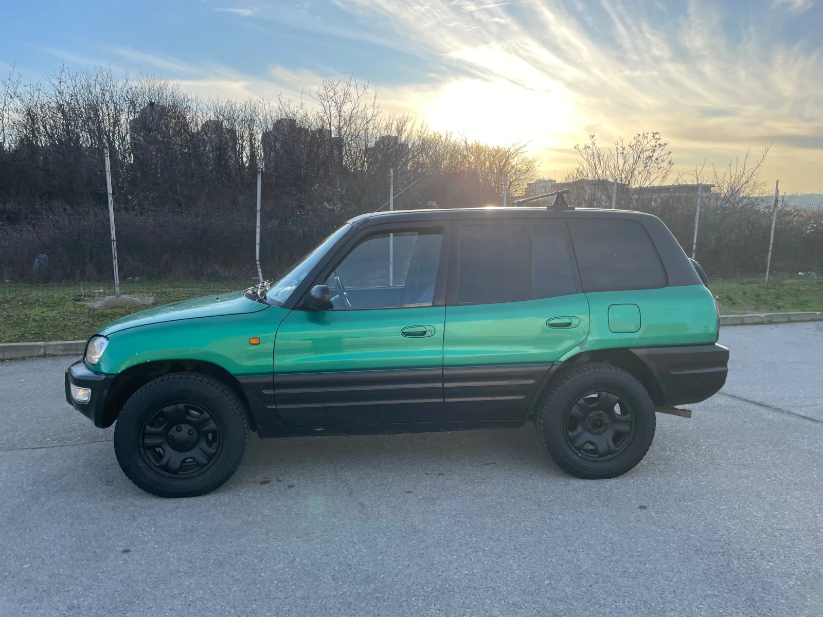 Toyota Rav4 * 4x4 * Климатик * Ел.Пакет * 159000км! - изображение 4