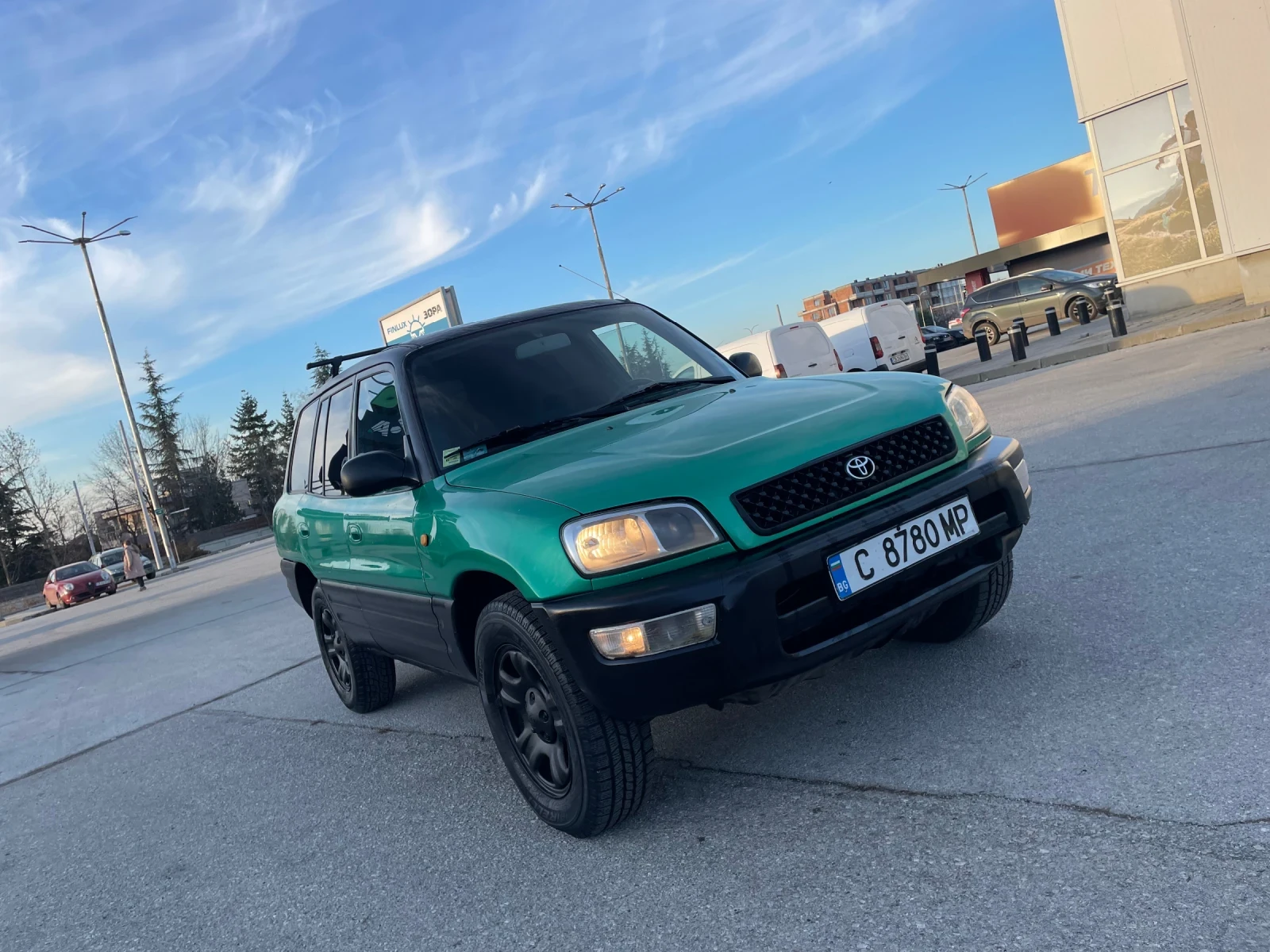 Toyota Rav4 * 4x4 * Климатик * Ел.Пакет * 159000км! - изображение 9
