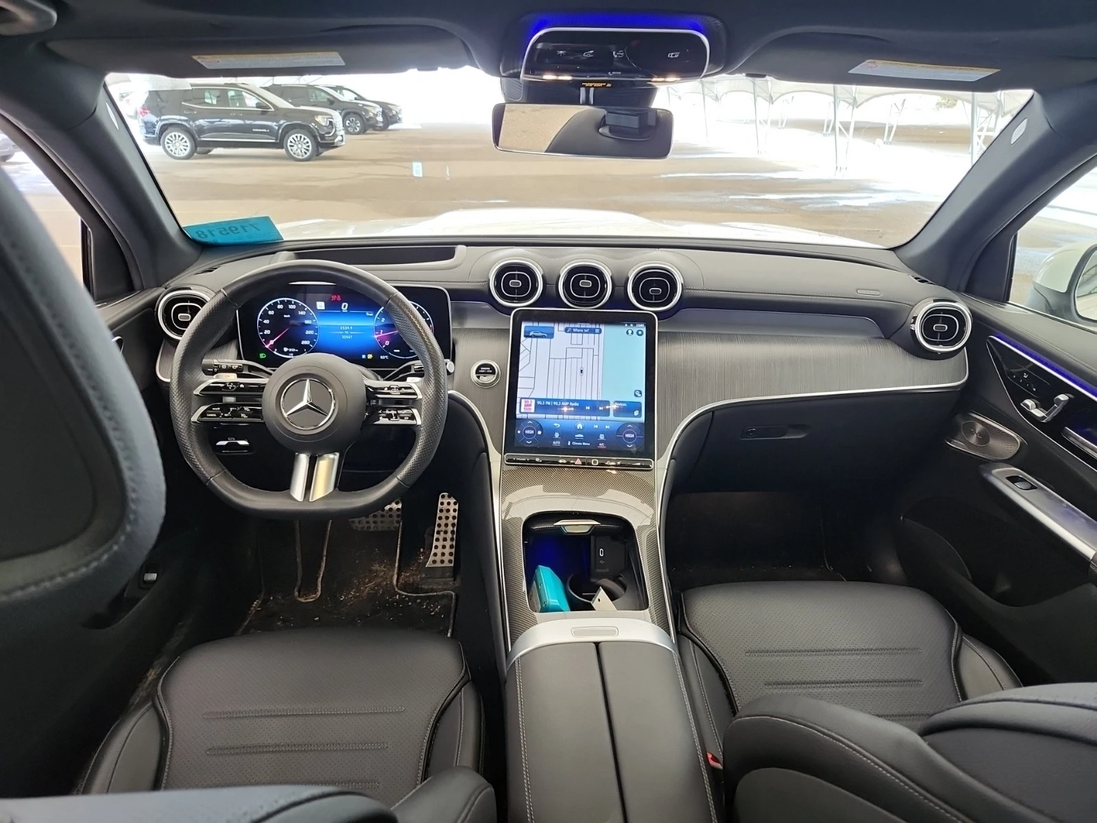 Mercedes-Benz GLC 300 * * CARFAX * * АВТО КРЕДИТ * *  - изображение 7