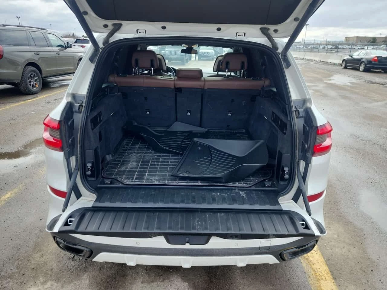 BMW X5 * XDRIVE40I * CARFAX * ЦЕНА ДО БГ, снимка 14 - Автомобили и джипове - 53954483