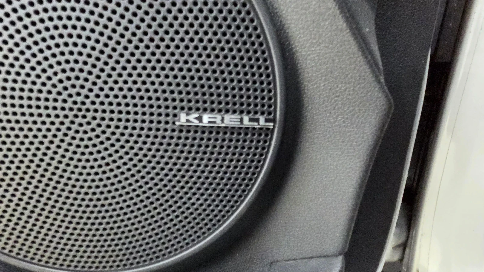 Hyundai Kona 64KWh/Premium/Blie Link/Шибидах, снимка 16 - Автомобили и джипове - 54035456