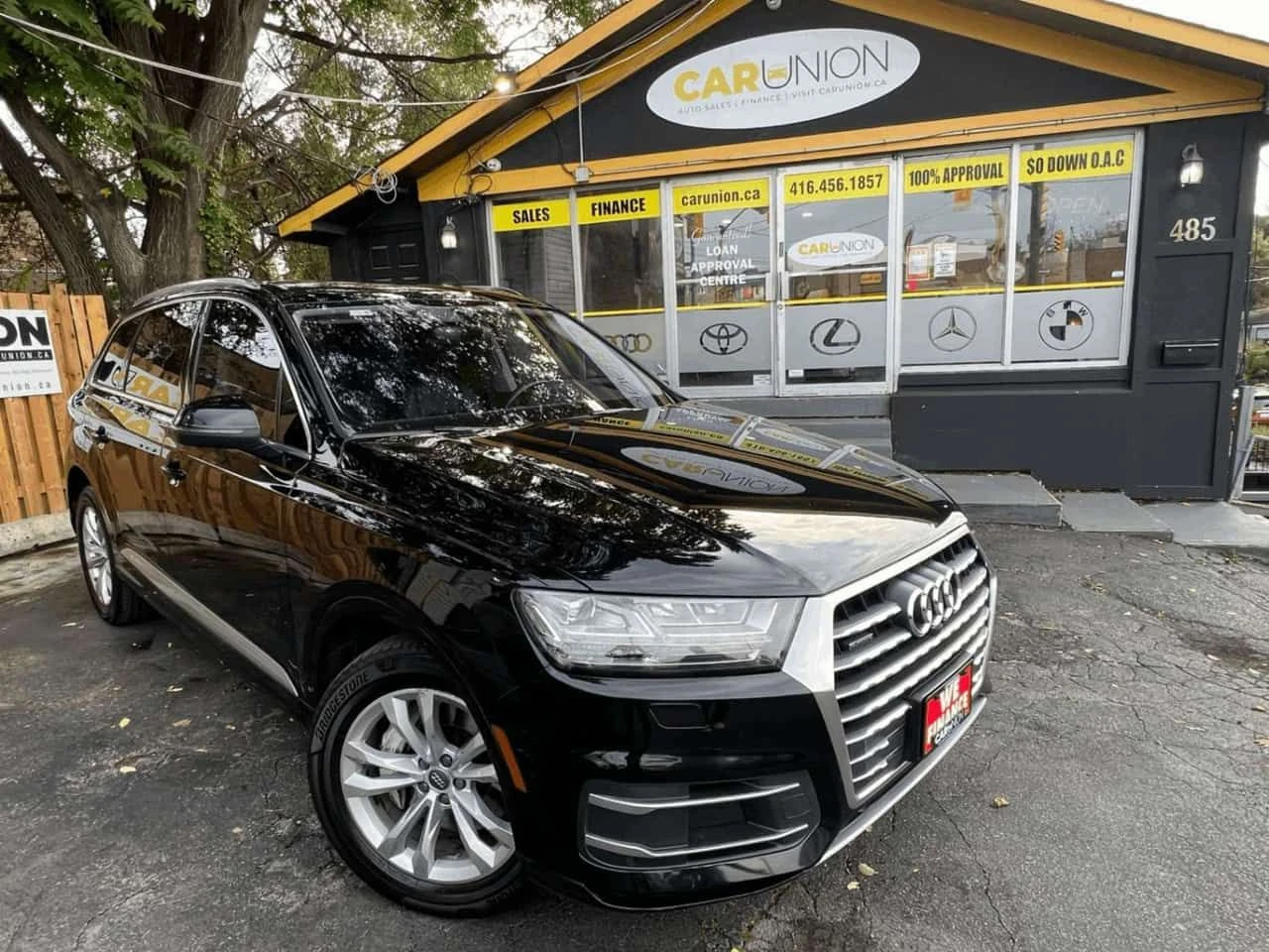 Audi Q7 Progressiv* Матрикс* CARFAX * БЕЗ ПЪРВОНАЧАЛНА, снимка 3 - Автомобили и джипове - 54543842