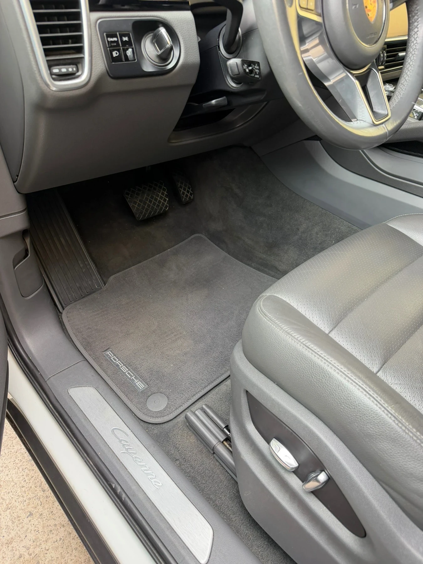 Porsche Cayenne 4x4  Готов Лизинг!, снимка 13 - Автомобили и джипове - 54707442