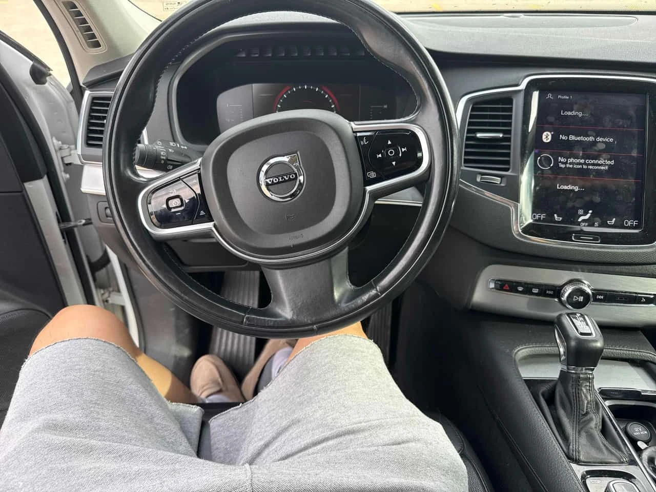 Volvo Xc90 * T5 Momentum * CARFAX * БЕЗ ПЪРВОНАЧАЛНА ВНОСКА, снимка 5 - Автомобили и джипове - 54748525