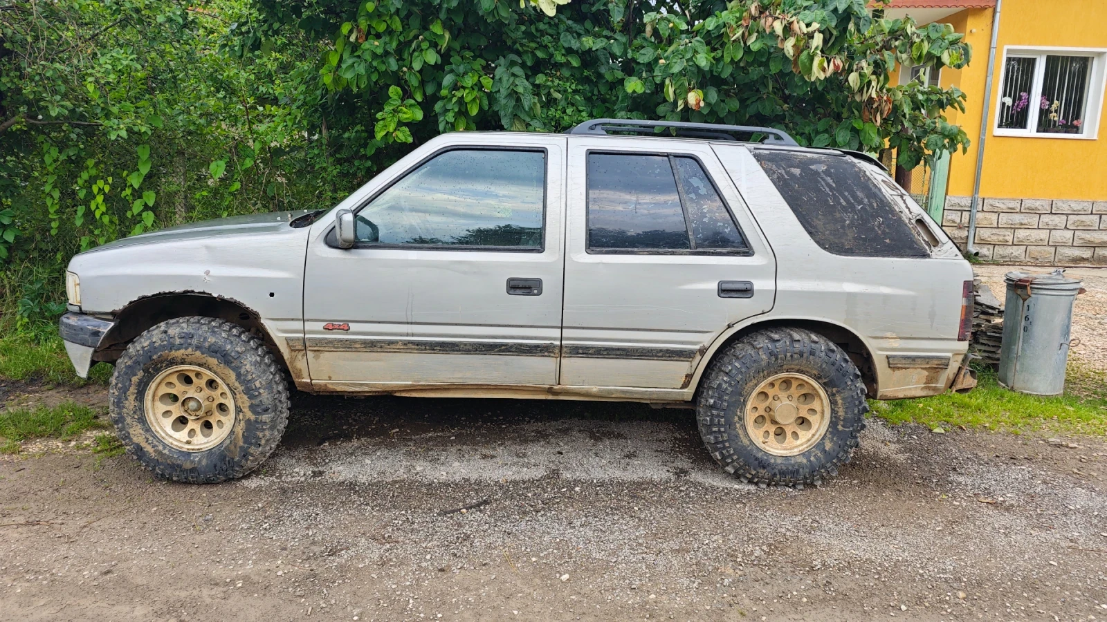 Opel Frontera 2.4, снимка 2 - Автомобили и джипове - 54812157