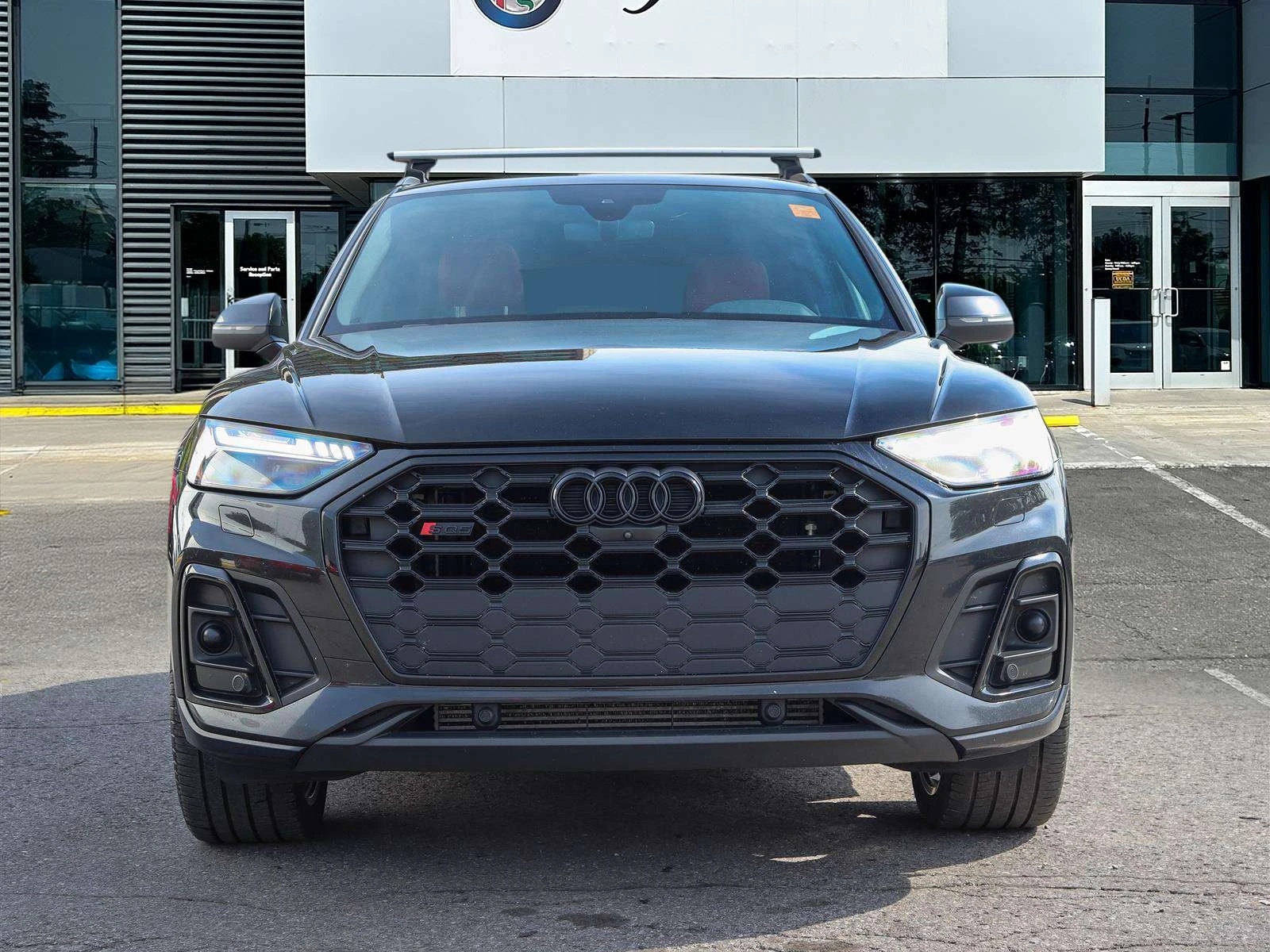 Audi SQ5 3.0T Technik quattro ЦЕНА ДО БГ, снимка 2 - Автомобили и джипове - 54996365