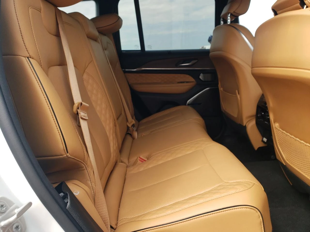 Jeep Grand cherokee 3.6l Summit, снимка 10 - Автомобили и джипове - 55106540