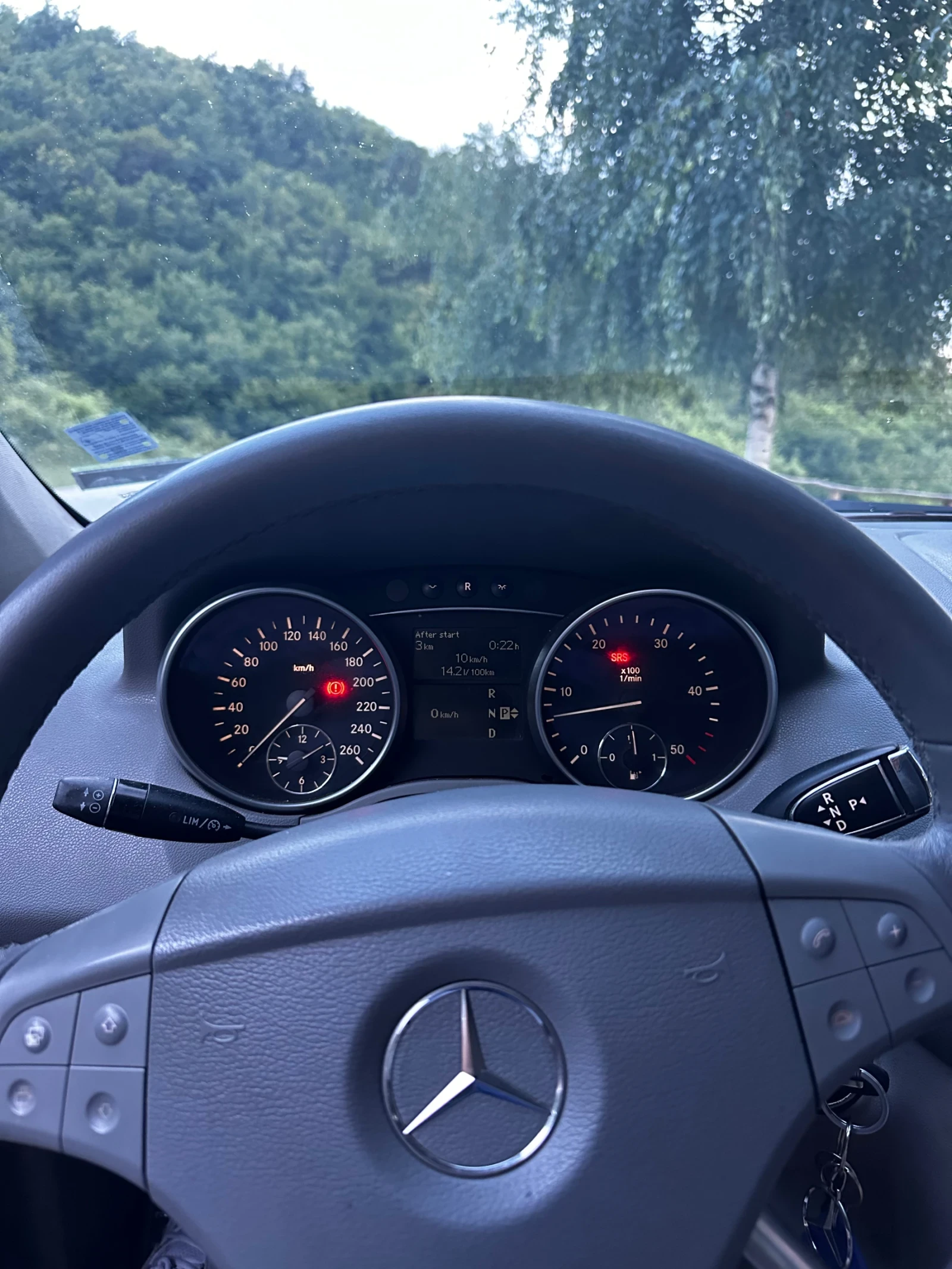 Mercedes-Benz ML 320, снимка 11 - Автомобили и джипове - 55192905