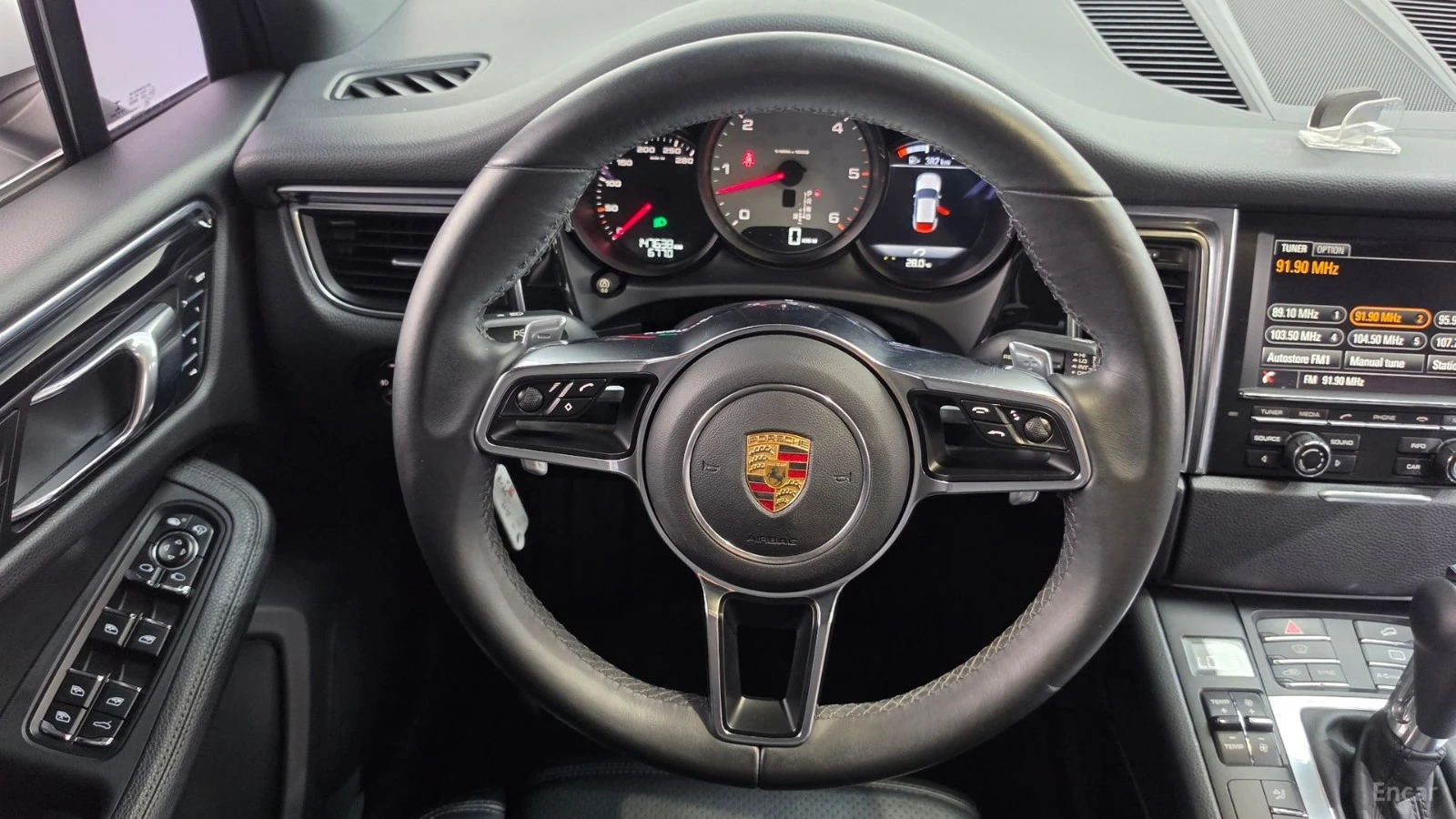 Porsche Macan 3.0 S* DIESEL* КОЖА* ПОДГРЕВ* ПАНО* АВТОКРЕДИТ, снимка 13 - Автомобили и джипове - 55597313