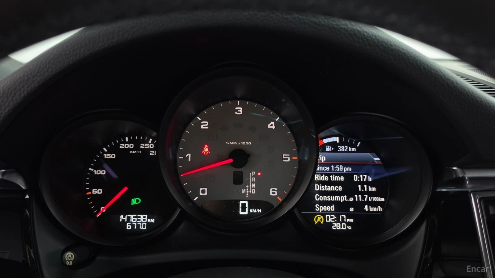 Porsche Macan 3.0 S* DIESEL* КОЖА* ПОДГРЕВ* ПАНО* АВТОКРЕДИТ, снимка 8 - Автомобили и джипове - 55597313