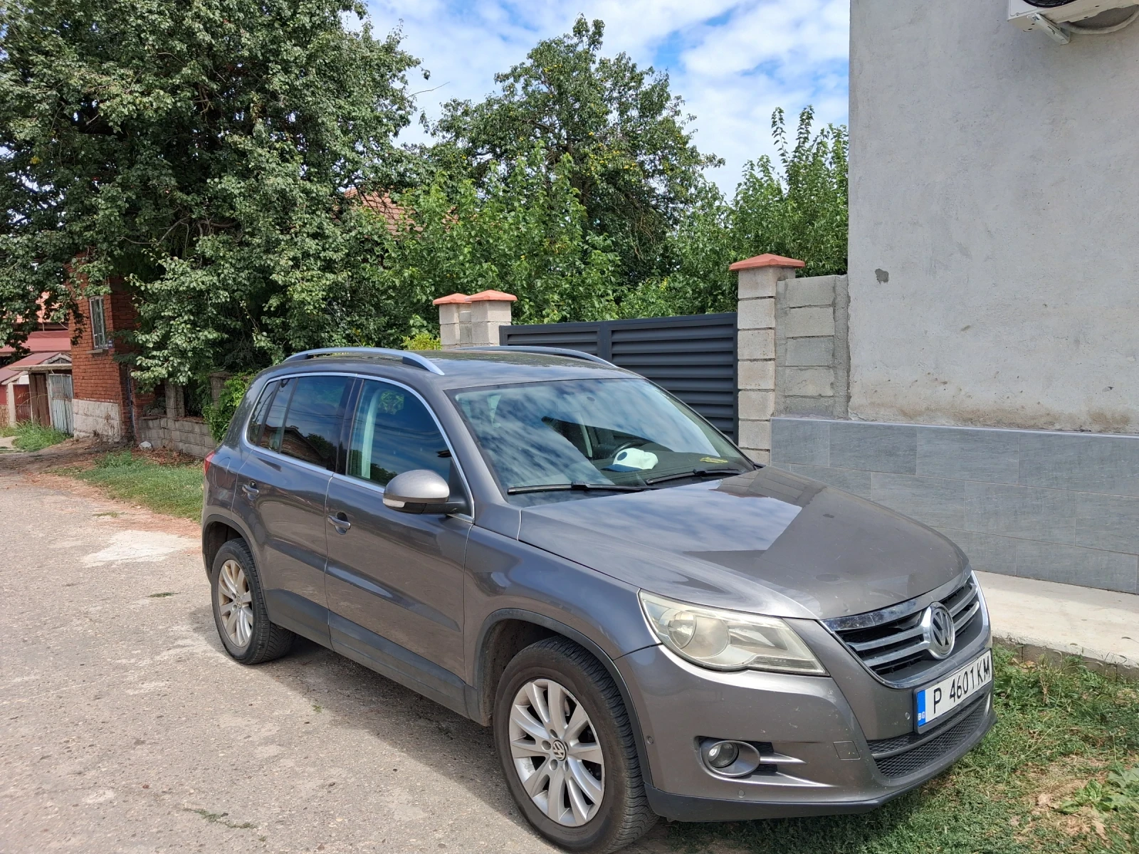VW Tiguan, снимка 2 - Автомобили и джипове - 55722526