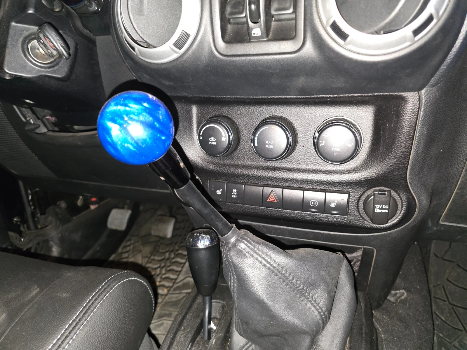 Jeep Wrangler 3.6 V6 ръчка кожа окачване Фокс, снимка 13 - Автомобили и джипове - 55790565