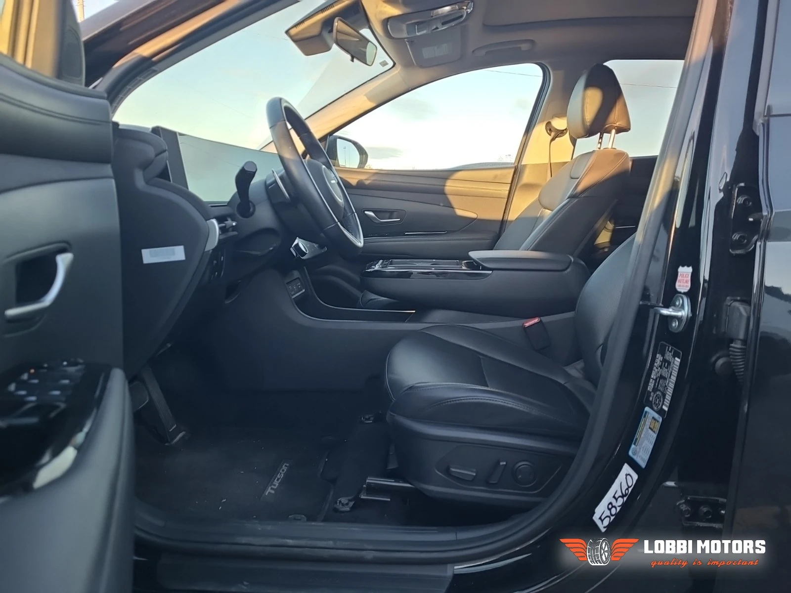 Hyundai Tucson, снимка 5 - Автомобили и джипове - 56295859