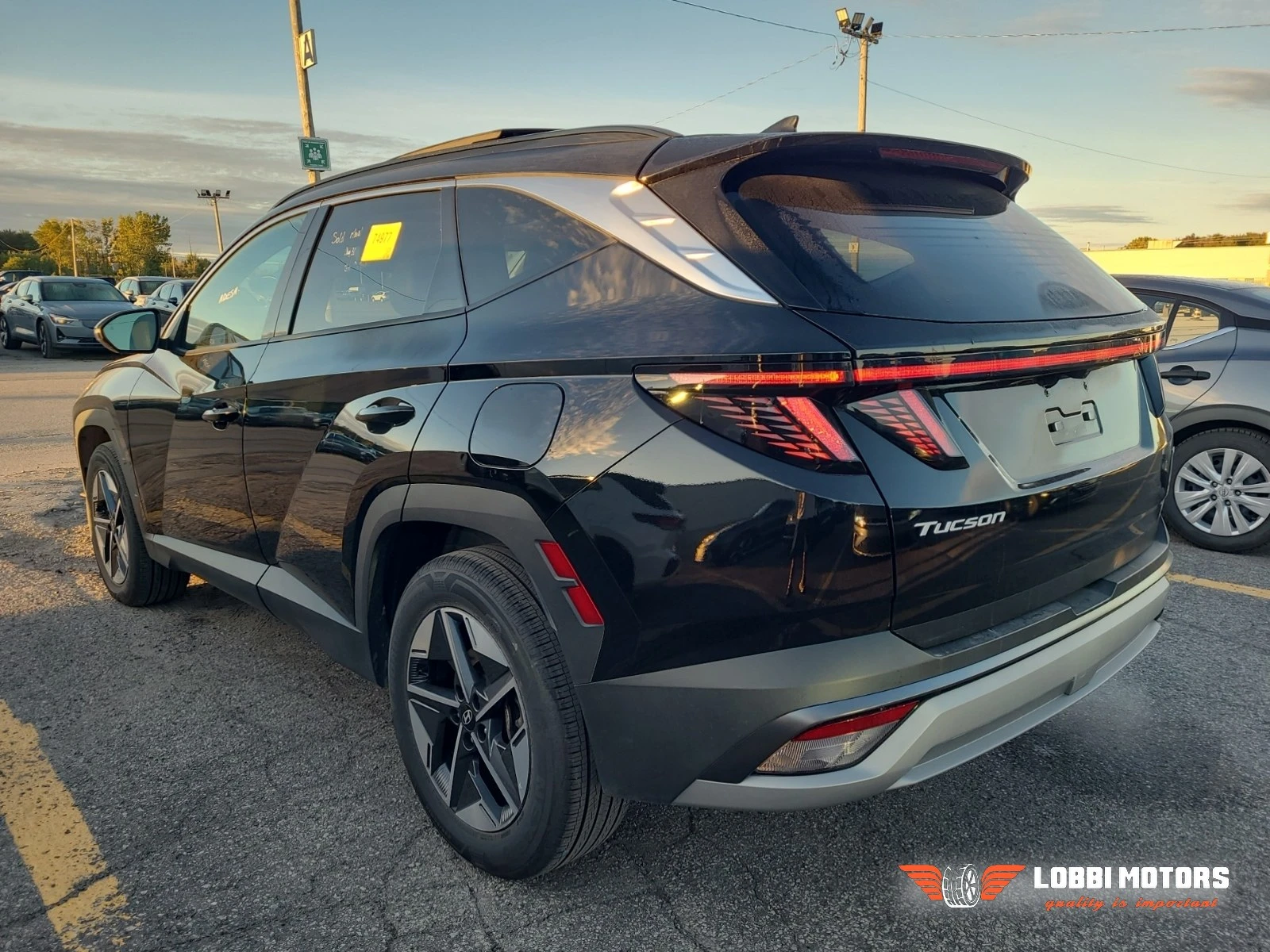 Hyundai Tucson, снимка 4 - Автомобили и джипове - 56295859
