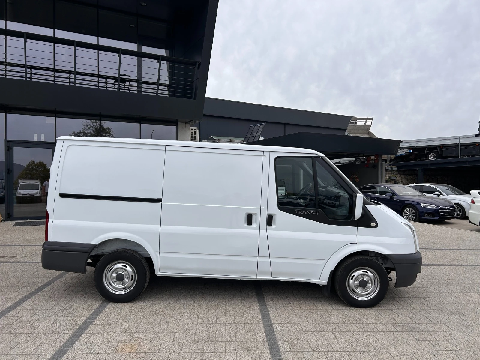 Ford Transit 2.2TDCI 110к.с. Климатик - изображение 6