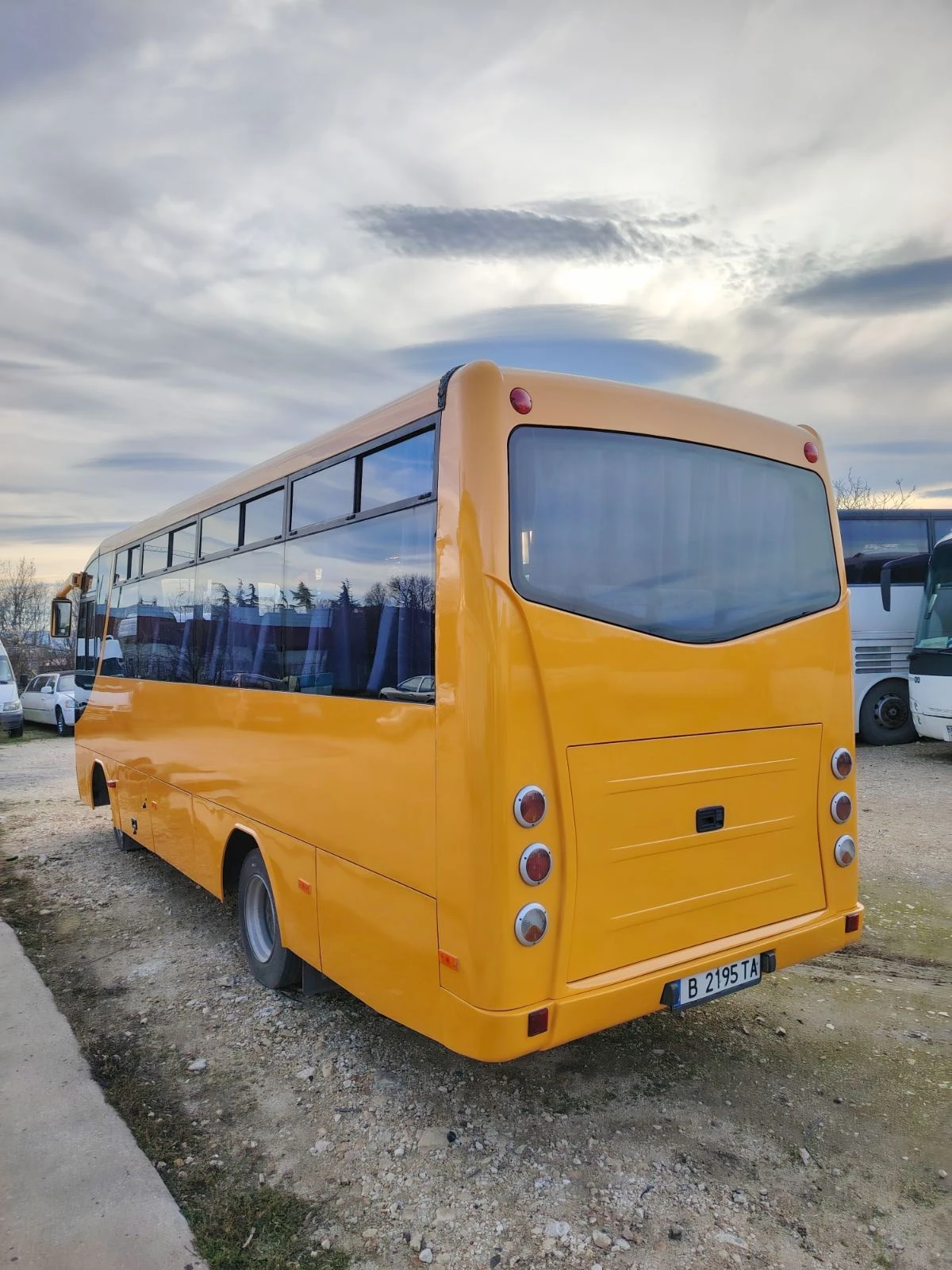 Iveco Classic Otoyol E 27.14 - изображение 2