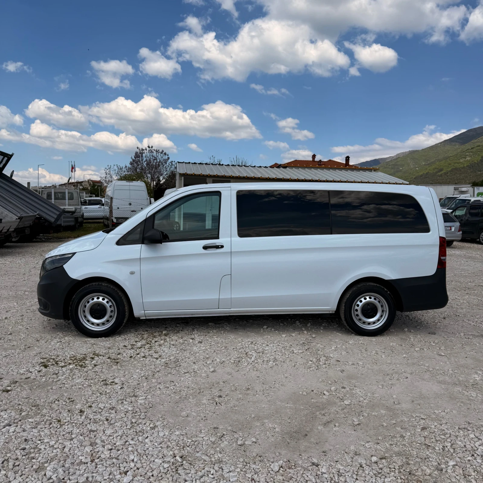 Mercedes-Benz Vito 114-2.2-CDi- 9местен-Клима-ЕВРО6 - изображение 4