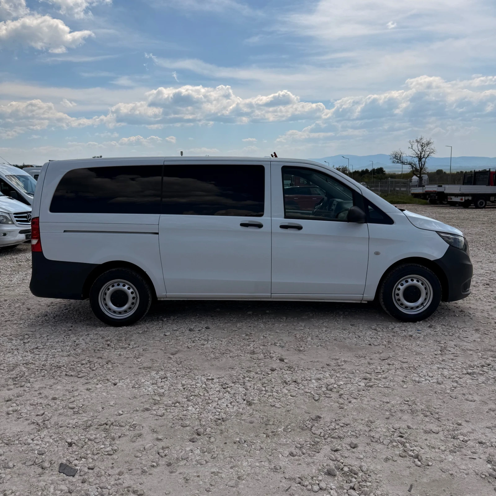 Mercedes-Benz Vito 114-2.2-CDi- 9местен-Клима-ЕВРО6 - изображение 6