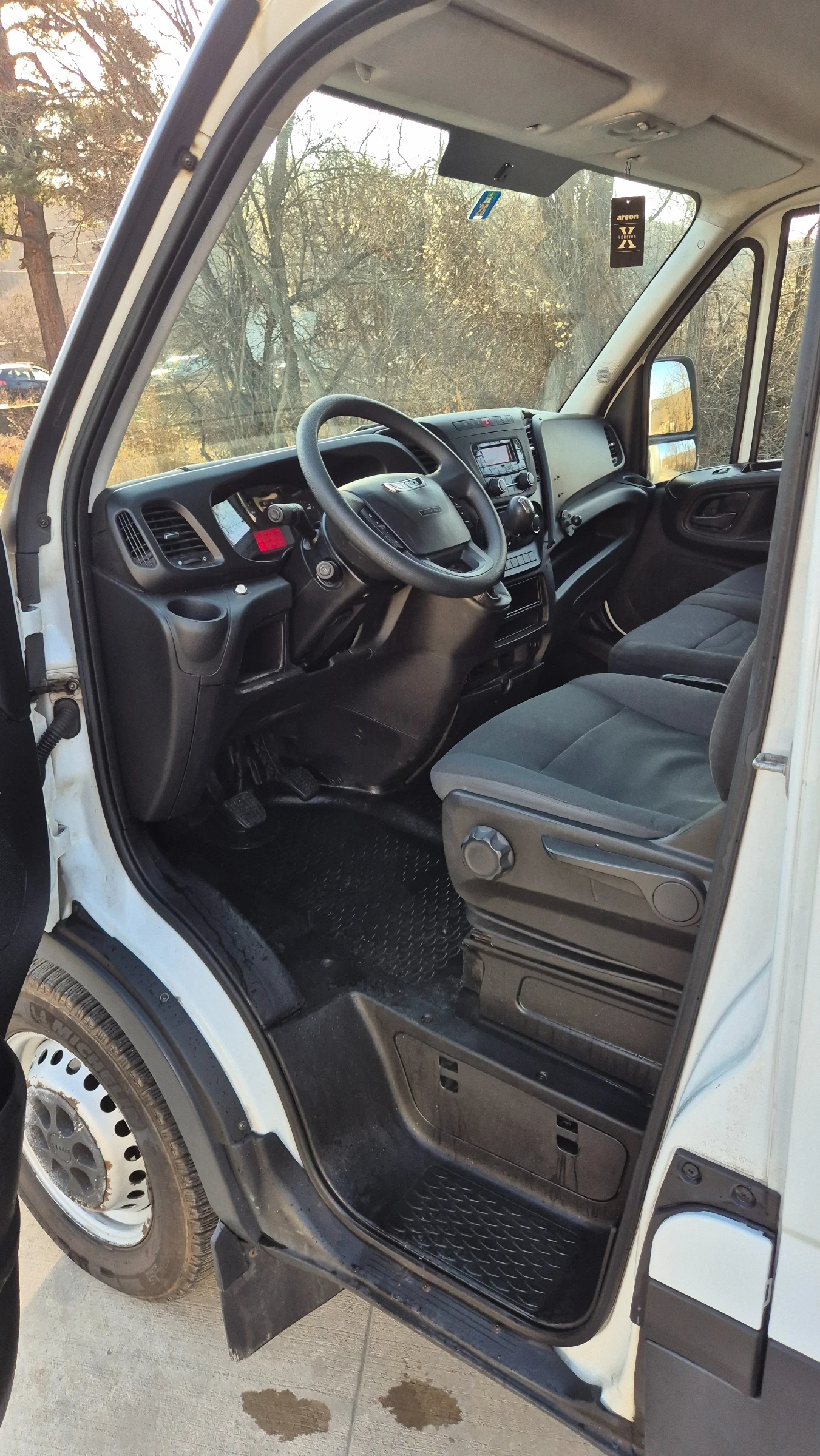 Iveco Daily 35s18* ����������* ���������*  | Mobile.bg � ����������� 17