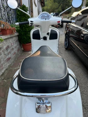 Vespa 300, снимка 3