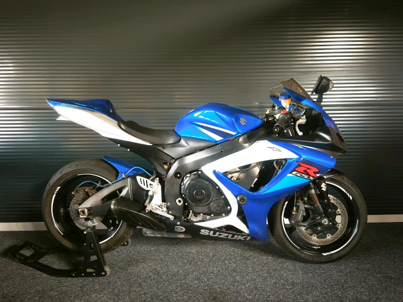 Suzuki Gsxr 750