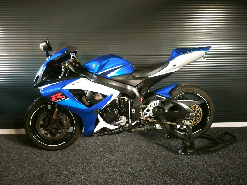 Suzuki Gsxr 750, снимка 4 - Мотоциклети и мототехника - 53584783