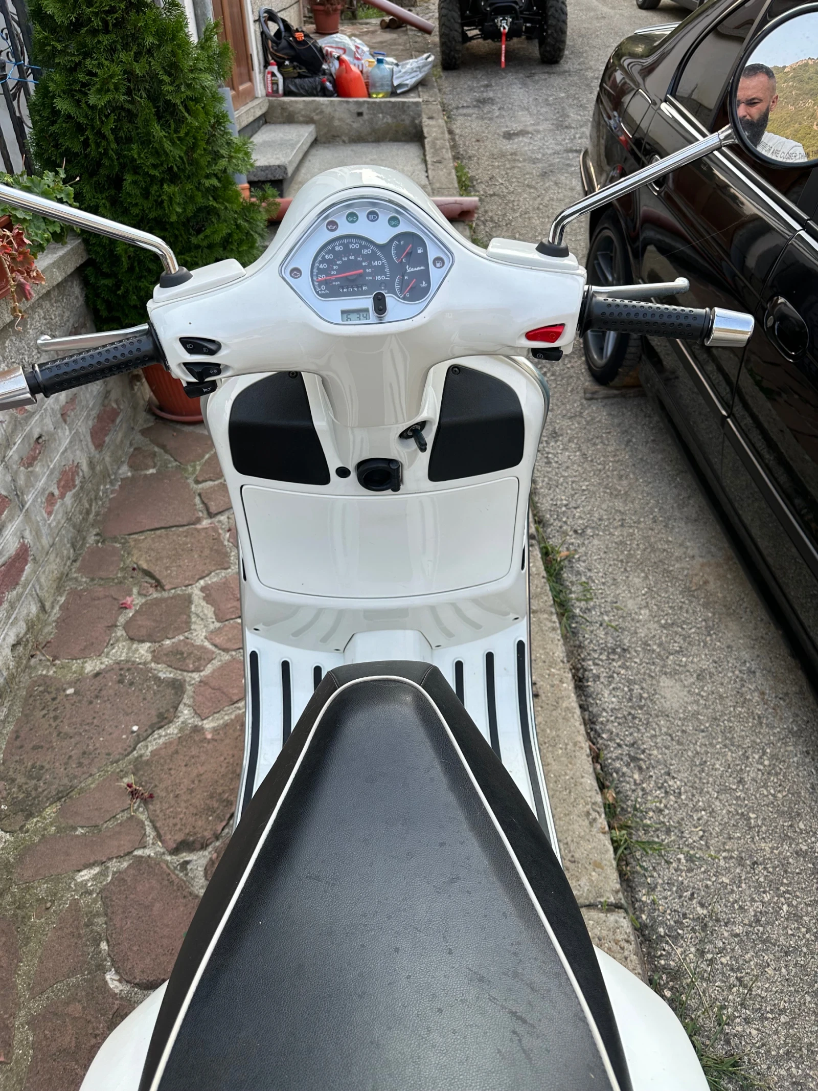 Vespa 300, снимка 2 - Мотоциклети и мототехника - 55709346